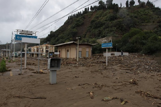 Alluvione messina 2 ottobre 2009