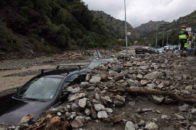 Alluvione messina 2 ottobre 2009