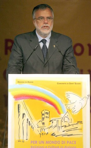 Andrea Riccardi fondatore della comunit di SantEgidio