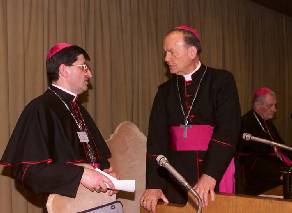 BETORI-costanzo-CEI-14-5-2001.jpg (10445 byte)