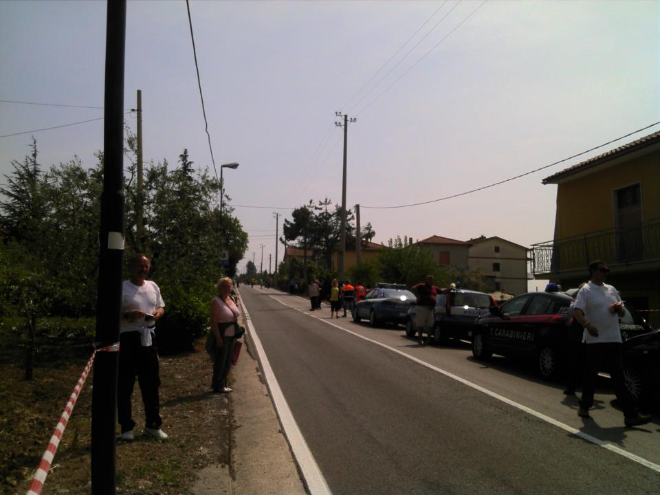 La protesta dei lavoratori dell'Irisbus al Giro d'Italia domenica 13/05/2012 località Contrada Bosco Montemiletto (AV)