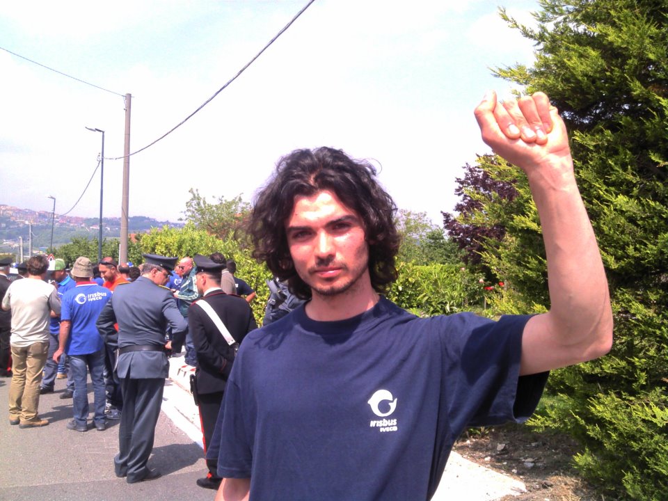 La protesta dei lavoratori dell'Irisbus al Giro d'Italia domenica 13/05/2012 località Contrada Bosco Montemiletto (AV)