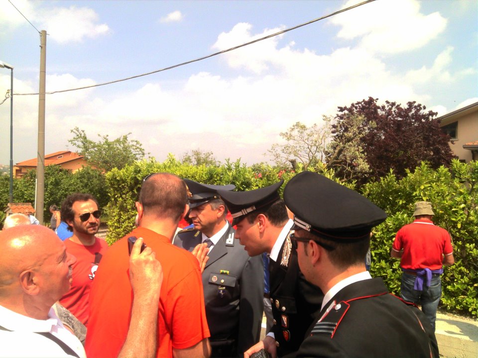 La protesta dei lavoratori dell'Irisbus al Giro d'Italia domenica 13/05/2012 località Contrada Bosco Montemiletto (AV)