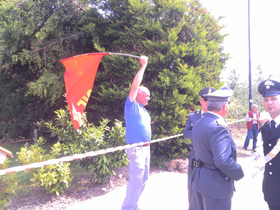 La protesta dei lavoratori dell'Irisbus al Giro d'Italia domenica 13/05/2012 località Contrada Bosco Montemiletto (AV)