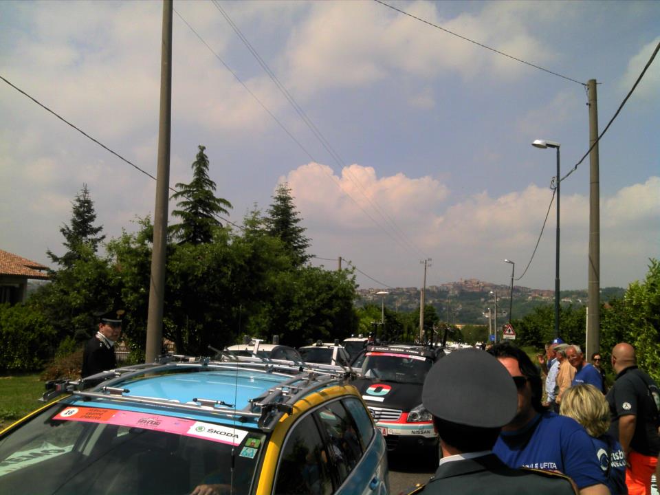 La protesta dei lavoratori dell'Irisbus al Giro d'Italia domenica 13/05/2012 località Contrada Bosco Montemiletto (AV)