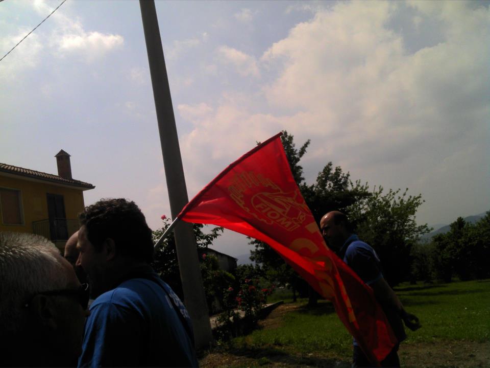 La protesta dei lavoratori dell'Irisbus al Giro d'Italia domenica 13/05/2012 località Contrada Bosco Montemiletto (AV)