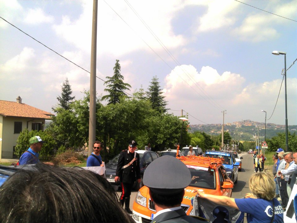 La protesta dei lavoratori dell'Irisbus al Giro d'Italia domenica 13/05/2012 località Contrada Bosco Montemiletto (AV)